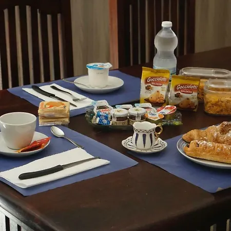 Ruben Oda ve Kahvaltı